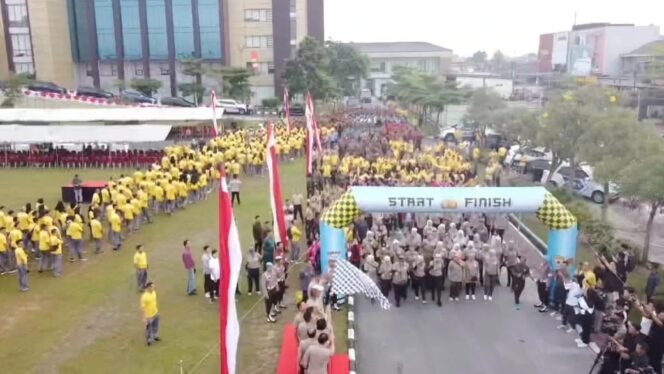 
 Meriahkan hari Bhayangkara ke 78, Polda Riau gelar Olahraga bersama TNI-Polri dan Pemerintah Provinsi Riau