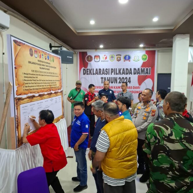 
 Mewujudkan Pemilu Aman, FOPAD Kabupaten Melawi Gelar Deklarasi Pilkada Damai